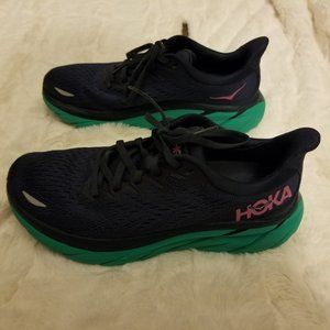 Hoka One One Women's Clifton 8